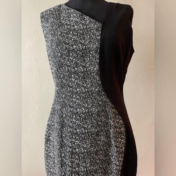 Elie Tahari Black/White Dress, size 10, back zipper, underlining, like new - Picture 2 of 8